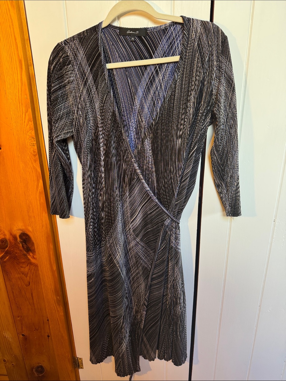 Women's Black & Gray Wrap Dress